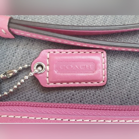 Coach Wristlet Pink Leather Beige Embroidered Horse Purse Wallet Bag - Picture 5 of 5